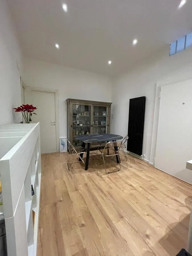 Homestay Genova Centro Apartment